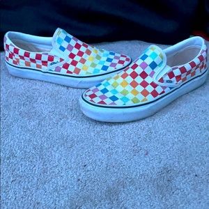 Slip On Rainbow Check Vans